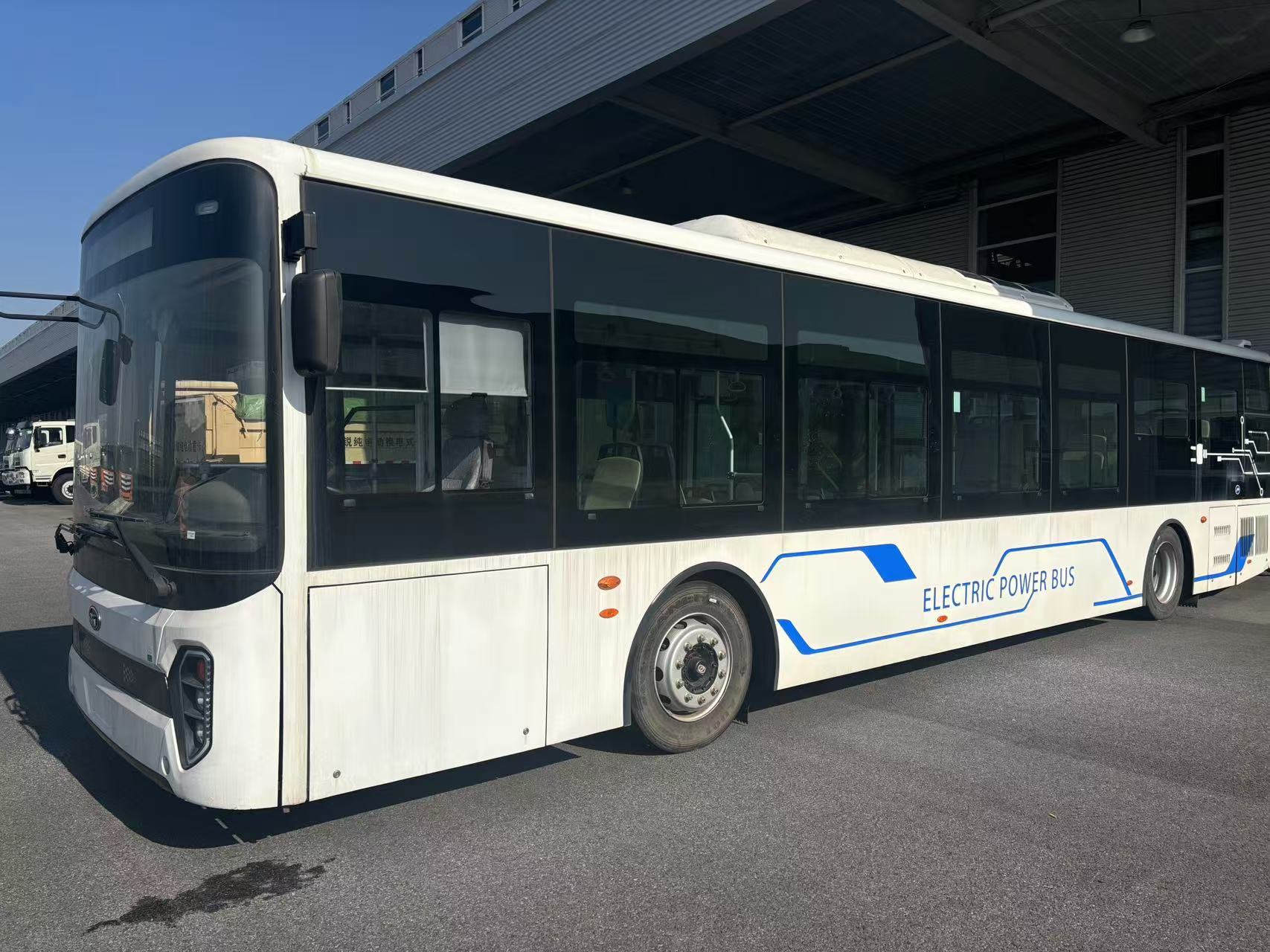 Bus