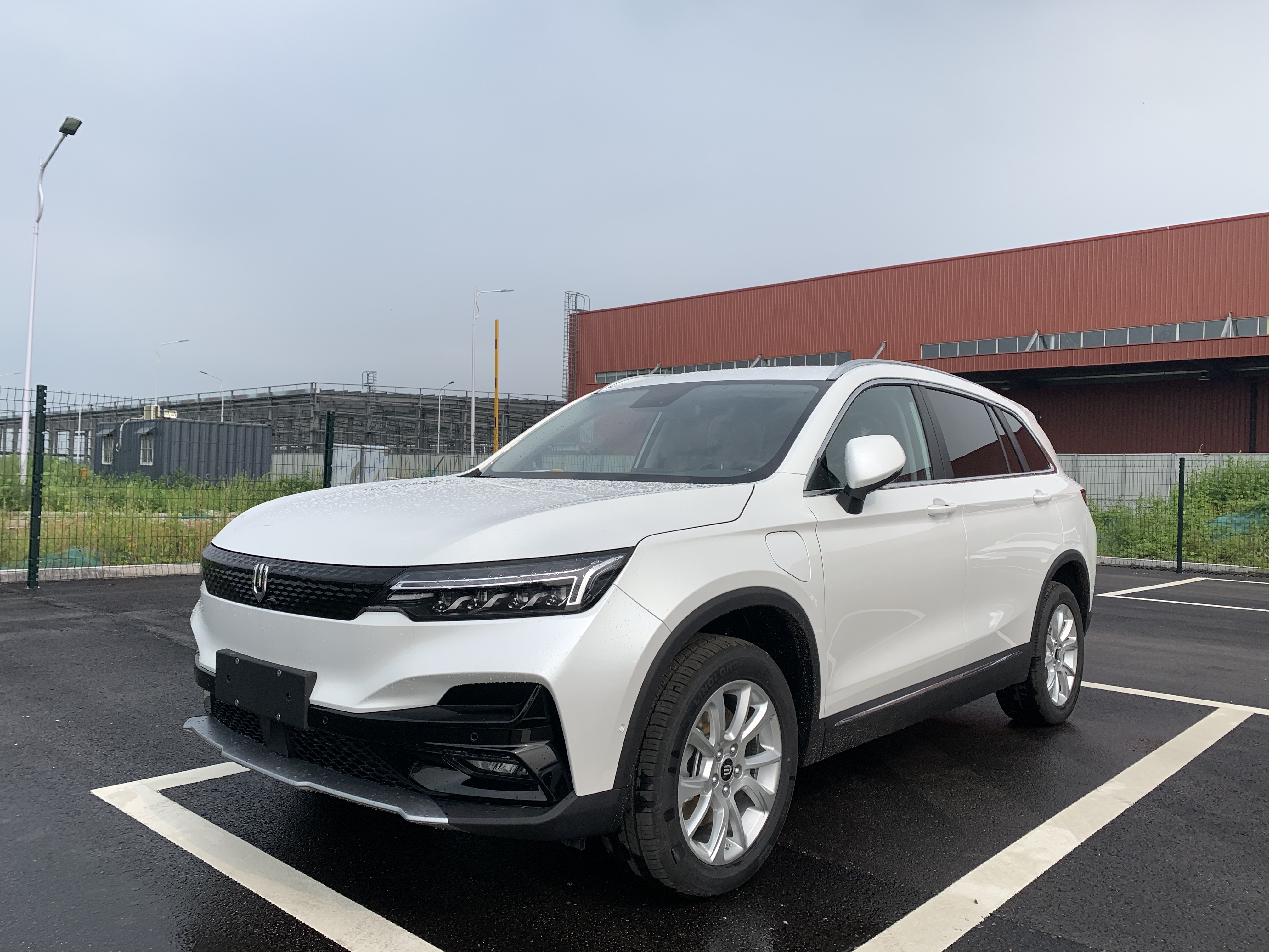 SUV